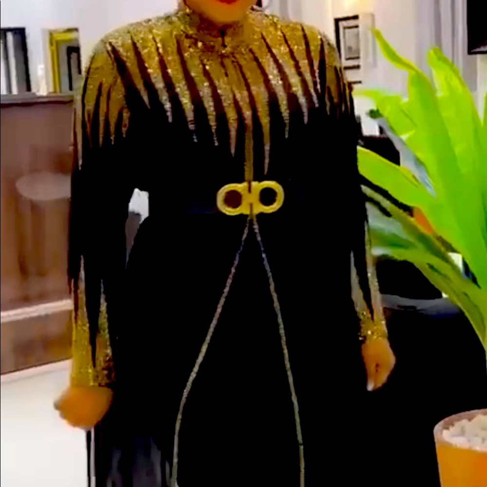 Beautiful Design Upscale Dress Black and Gold